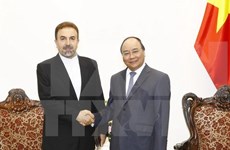 Prime Minister greets Iranian diplomat 