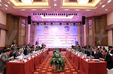 Vietnamese, Lao police seek to foster collaboration