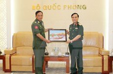Top military officer receives Myanmar army delegation 