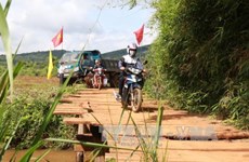 Dak Nong builds concrete bridge in remote area