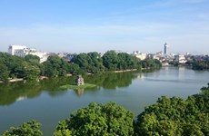 Experts: Hanoi’s iconic lake should be cleaned