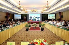 Lao central provinces promote trade, tourism in HCM City