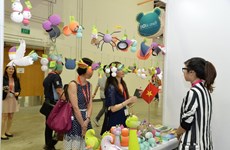Vietnam attends international gifts fair in Singapore
