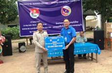Hanoi’s youths begin voluntary activities in Vientiane 