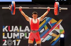 SEA Games 29: Thach Kim Tuan gets gold in weightlifting