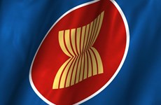 ASEAN looks towards peaceful, prosperous community 