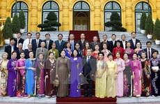 Vice President greets former Vietnamese teachers in Thailand