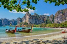Smoking on Thai beaches to be fined 3,000 USD