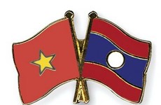 Quang Tri awards winners of contest on Vietnam-Laos ties 