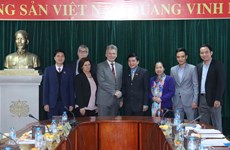Austrian trade unions ready to share experience with Vietnam