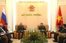 Vietnam, Russia foster defence ties 