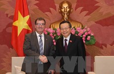 Vietnam, Canada forge legislative ties