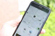 Vietnam to review Uber, Grab legal status