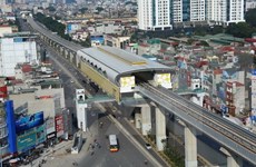 Hanoi needs EIB’s support to develop urban railway 