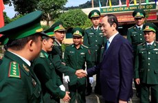 President visits Kon Tum ahead of traditional Tet