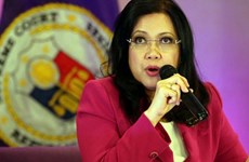 Philippine chief justice takes leave, not resign 