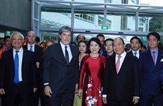 Prime Minister visits AUT, talks to Vietnamese expats in New Zealand
