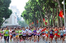 Nearly 8,000 people ready to run for peace