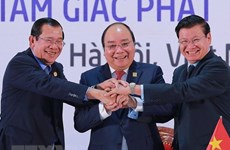 Cambodia, Laos, VN vow to further deepen comprehensive cooperation 