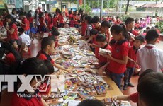Nearly 3,000 book titles donated to poor children in Lao Cai