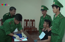 Quang Tri border force seizes 7,400 meth pills trafficked from Laos