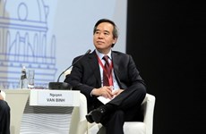 Party official delivers speech at Russia’s Int’l Economic Forum
