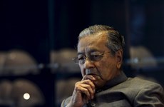 Malaysian PM bans gifts for ministers