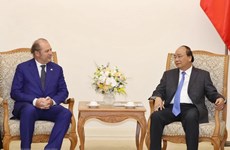 PM wishes Italian insurer success in Vietnam