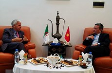 Vietnam promotes trade, investment in Algeria 