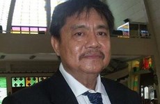 Philippines: Mayor shot dead in office