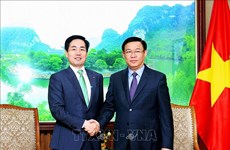 Deputy PM voices support for Lotte business expansion 