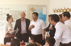 Embassy honours outstanding Vietnamese students in Czech Republic