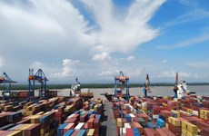 Freight volume through seaports increases 19 percent in 10 months