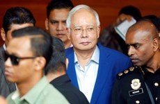Former Malaysian PM questioned over French submarine deal