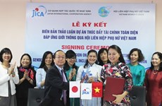 Japan helps to promote financial services for Vietnamese women