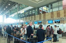 Passengers going through Vietnamese airports exceed 100 million 