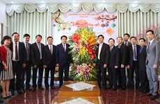 Hanoi leader visits Evangelical Church ahead of Tet 