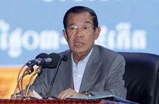 Cambodian PM opposes interference in country’s internal affairs