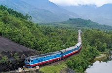 Vietnam recommended to develop high-speed railway