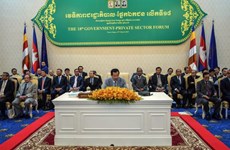 Cambodia announces 17-point strategy to promote economic growth 