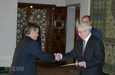 Algerian President hopes to foster relations with Vietnam