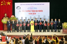 Outstanding scientific researches honoured with Tran Dai Nghia Award