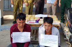 Lao men arrested for smuggling 120,000 meth pills 