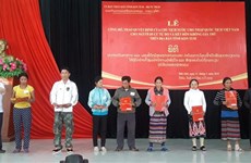 Lao nationals gain Vietnamese citizenship