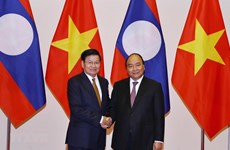 Vietnam, Laos resolved to create breakthrough in trade  