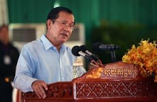 Cambodian PM criticizes Singaporean PM’s remarks on Vietnam 