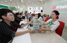 Vietnamese banks to seek capital in international markets