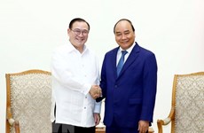 Prime Minister hosts Philippine Foreign Minister  