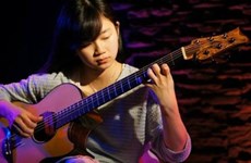 Int’l finger-style guitar festival to take place in Hanoi this weekend