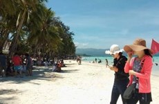 Philippines expects to attract 8.2 million foreign tourists in 2019   